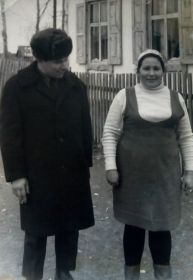 Сын Владимир Кузьмич и дочь Мария Кузьмовна.