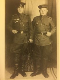 1945 год Румыния г. Бузец Николай Федорович Стаевский командир роты 3 Украинский фронт
