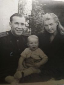 Торганов Петр Николаевич со своей семьёй