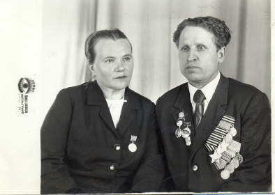 Солдатов Алексей Ефимович с женой Александрой. Июнь 1974 год