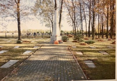 Кладбище советских солдат в Польше, Хоцянув.