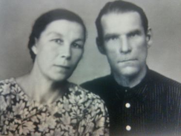 Мои дедушка (Смирнов Василий Тимофеевич) и моя бабушка (Смирнова Прасковья Ивановна)