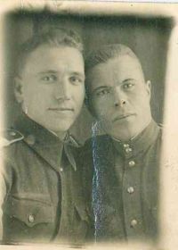 Силачев Александр Васильевич слева