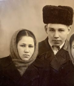 В живых остались двое детей : Газизуллина (Биктимирова) Римма Хабировна (дочь прадедушки, моя бабушка) и Биктимиров Тафиль Хабирович (сын прадедушки)