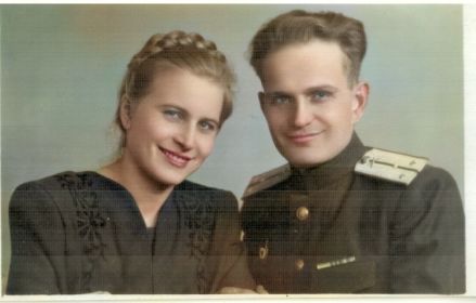 С женой Надеждой, 18 апреля 1954 года, г. Ворошиловград