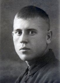 Иван Иванович в период срочной службы в 115-м артполку; 16.11.1935