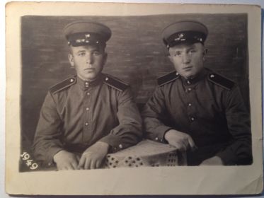 Макеев Михаил,слева.