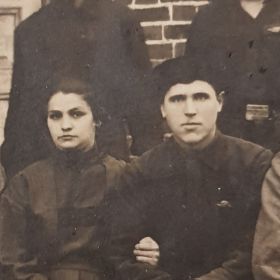 С супругой Анной Ивановной Гришиной. Фото 1923 г.