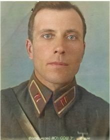 Командир дивизии Ф.Ф. Сажин
