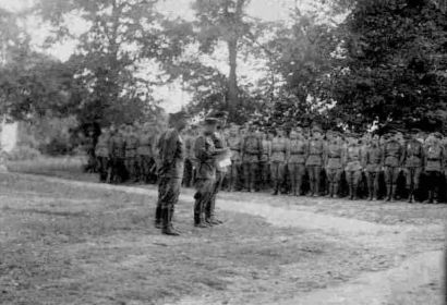 Митинг в честь награждения батальона орденом Александра Невского 29 мая 1945г