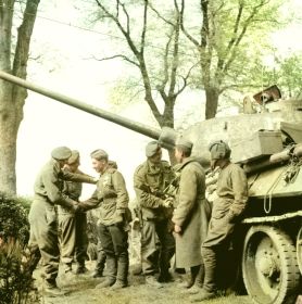 2 мая 1945г. встреча под Висмаром с 6-й канадской моторизованной дивизией