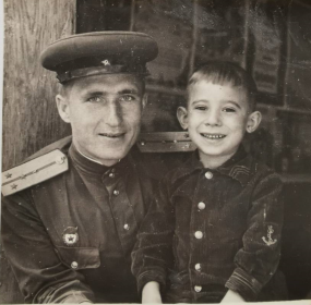 Тетерин Дмитрий Поликарпович с сыном Юрием