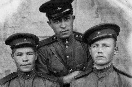 Барнаульская школа оружейных мастеров, 1944 год.