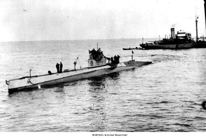 Подводная лодка А-4, Политработник.