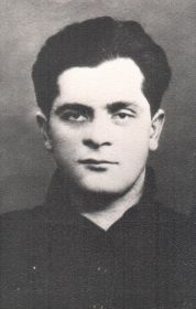 Тасолтан Канатов во время учебы в Ленинградском индустриальном институте