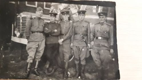 Боевые фотографии с однополчанами