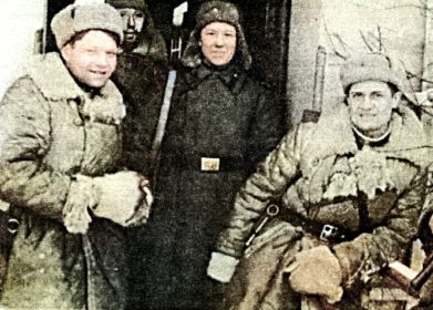 Конец января 1945г. Польша. Слева Стариков П.Д., справа- Нефедов Алексей Гаврилович