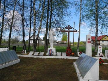 Воинское захоронение деревни Конюхово