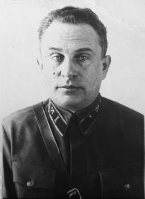 Гаврилин Сергей Алексеевич - дивизионный инженер (довоенное фото)