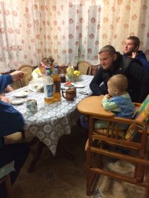 Анастасия Акимовна в кругу семьи