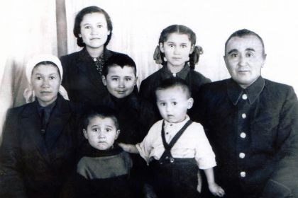 Фото с детьми (1950 - 1956гг)