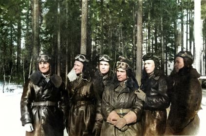 Лётный состав после воздушного боя
