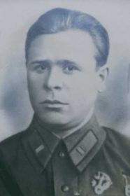 Капитан Горбунов Иван Петрович (фотография из учетно - послужной карты).