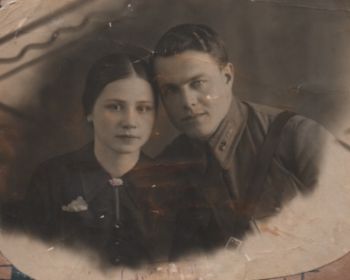 Скрябин ФФ со своей женой Марией Ивановной, фото из архива семьи Комаровых.