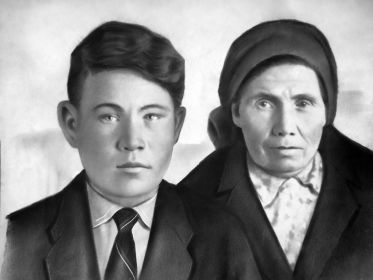 Алексей Васильевич с мамой, Маланьей Трофимовной