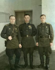 Слева-направо: Коханюк Степан Иванович, Степанов Федор Ефимович, Жуков Степан Иванович