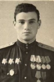 1945 г. Гвардии старший лейтенант РОЗЕНБЕРГ Г. И.