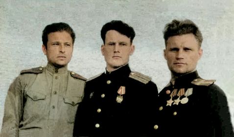 слева-направо: Калиниченко Василий Яковлевич, Бутаков Федор Иванович, Соляник Дмитрий Яковлевич