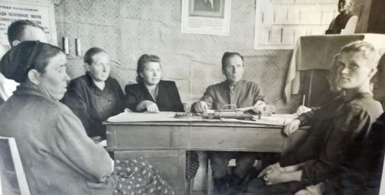 Председатель Сельскохозяйственной артели "Красное Знамя" в Звягино Артемий Андреевич - вероятно, в правлении  (1949 - 1959 гг.)