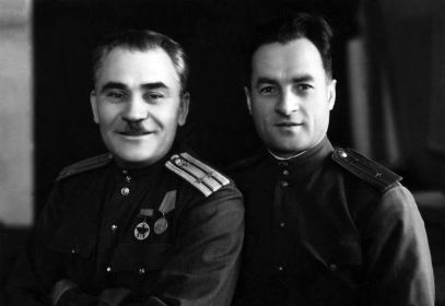 12 БАП 334 БАД..Васякин М. П. 1944. С начальником штаба  полка подполковником Пановым Я. П.