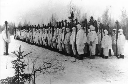 Подразделение лыжников, 1943 год. Фото хроника ТАСС.