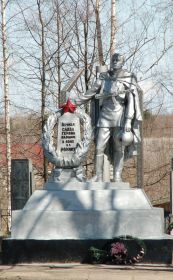 Воинский мемориал в городе Пустошка Псковской области.