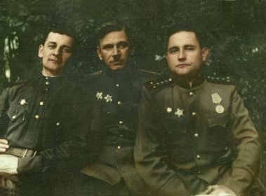 слева-направо: Садчиков Георгий Миронович, Дрозд Николай Маврикиевич, Иванов Петр Семенович
