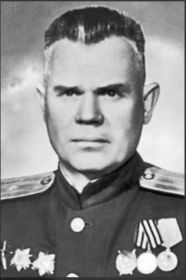 Командир полка: Подполковник Кохановский Павел Григорьевич (332 стр.полк)
