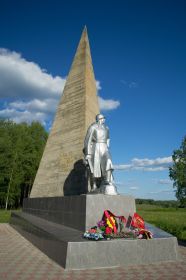 Кривцовский мемориал Болховский район Орловской области.