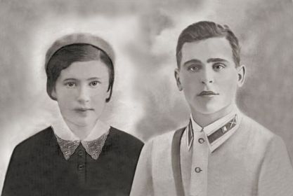 Фотопортрет семьи Гунченко: Мария Миновна и Федот Петрович. Фото 1940 года.