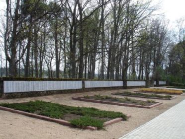 Братская могила г.Мадона, Латвия