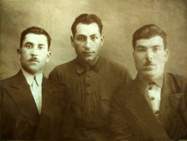 Село Арданыш, 1941 г., Исмаил Байрамов (справа), Айваз Гулиев и Халил Гумбатов