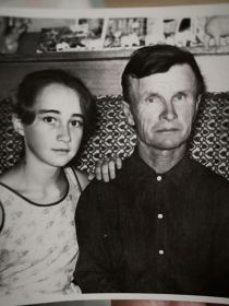 Табояков М. А. с внучкой