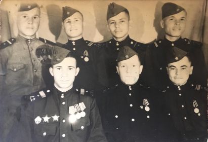 Сержанты 1 роты, г. Львов, 1946 г., Цитадель