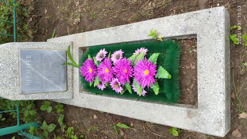 памятник на могиле Чекмарева К.Х. в с. Кулаково Тюменского района, Тюменской области