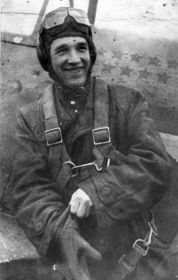 6 иап (149 гиап). Сергеев Алексей Антонович у самолёта Як-1Б.