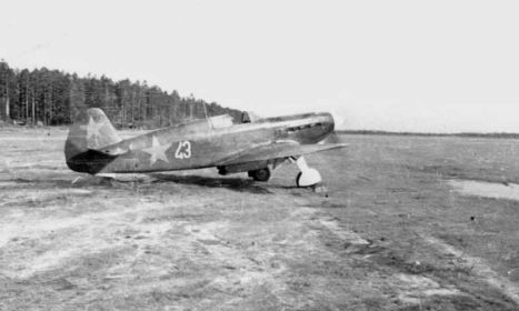 15 орап. 1943 год. Истребитель Як-7Б б/н 43.