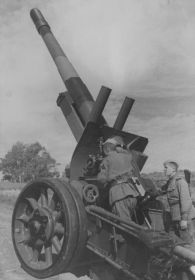 152-мм гаубица МЛ-20 образца 1937 года, материальная часть 3 тяжелой гаубичной артиллерийской бригады.