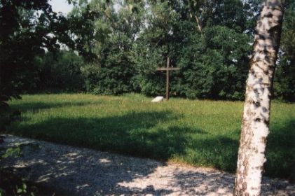 Кладбище военнопленных Stalag VII A ( https://www.moosburg.org/info/stalag/indrus.html1 ).