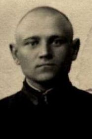 Младший лейтенант КОРОБКИН М. А.